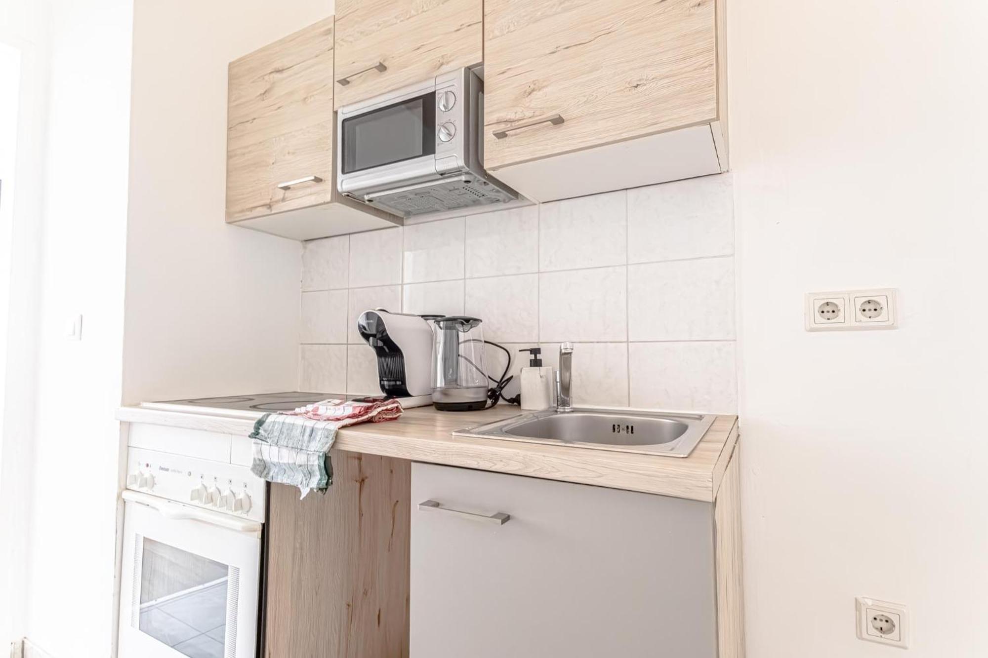 Explore Vienna 2Br And 1Lr Retreat Near Westbahnhof Eksteriør bilde