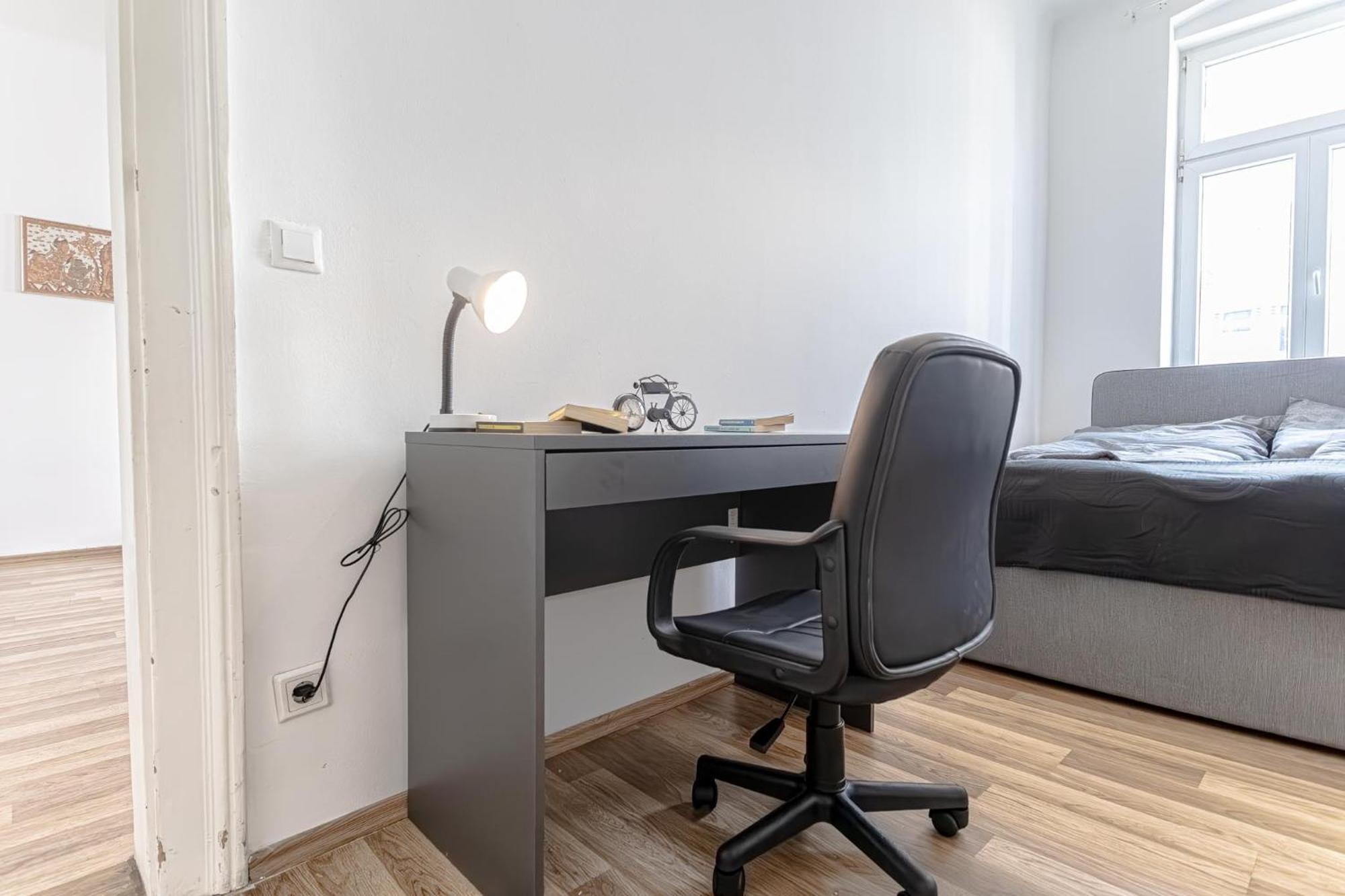 Explore Vienna 2Br And 1Lr Retreat Near Westbahnhof Eksteriør bilde